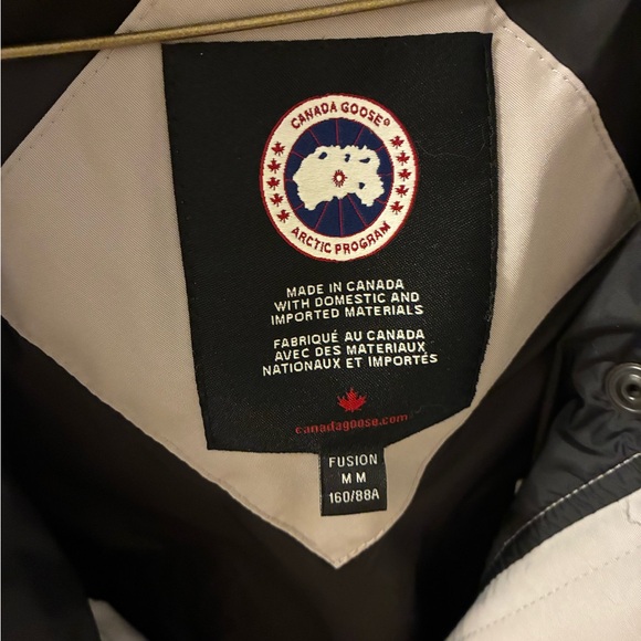 AUTHENTIC CANADA GOOSE Parka Jacket moonstone grey | looks new | coyote fur - Picture 4 of 17